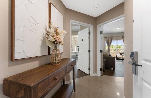 Florida Center Apartment | Combined Studios 2 Kitchens Sleeps 6