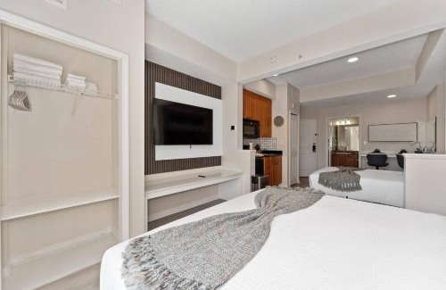 Florida Center Apartment | Combined Studios 2 Kitchens Sleeps 6