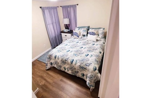 Townsend House | Come & enjoy the Bluff life!