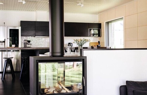 Pirkkala Villa | Come in! "Villa Haikka" Luxury house for 16 people by the lake in Pirkkala!