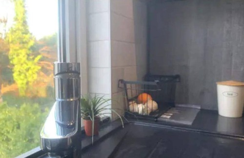 Edgbaston Apartment | Come relax in this stylish and spacious place away from the bustle of the city