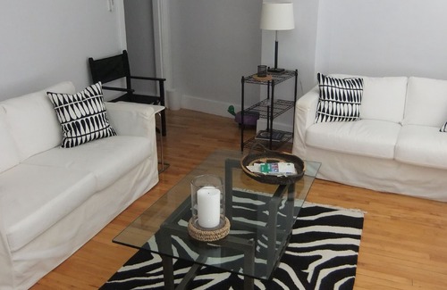 Annapolis Royal Apartment | Come Stay in Historic Downtown Annapolis Royal!