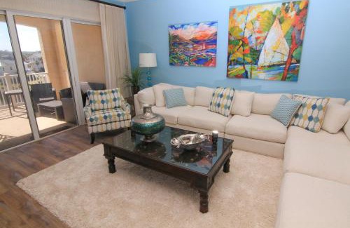 Palm Coast House | Come stroll along the beach and enjoy shared resort style amenities!
