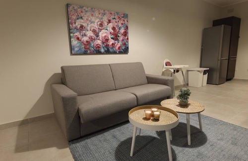 Qawra Apartment | Comfort and Convenience holiday Dad's crt number 4 next to bus terminus