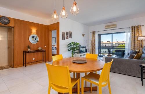 Telheiro Apartment | Comfort and pool at Marina Park #1980