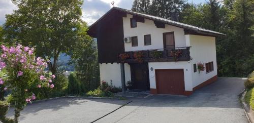 Watschig House | Comfort and Views
