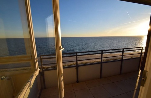 List Apartment | Comfort apartment right by the sea with panoramic views and garage in List