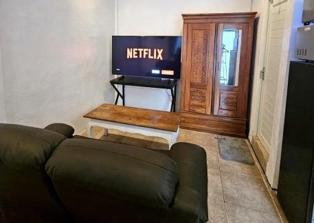 Batubelig Apartment | Comfort Beach Studio