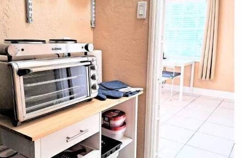 Parkside Apartment | Comfort & Canines: Cozy Extended Stay Near Beach