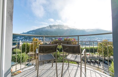 Cochem House | Comfort double room on the Moselle side - Hotel Cochemer Jung