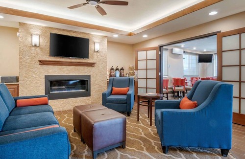 Medford Hotel | Comfort Inn Medford North