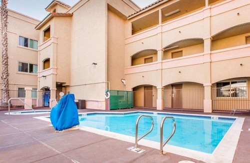 Moreno Valley Hotel | Comfort Inn Moreno Valley near March Air Reserve Base