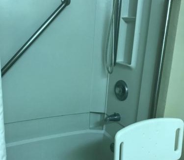 Southern Estates Hotel | Comfort Inn Petersburg Fort Lee Area