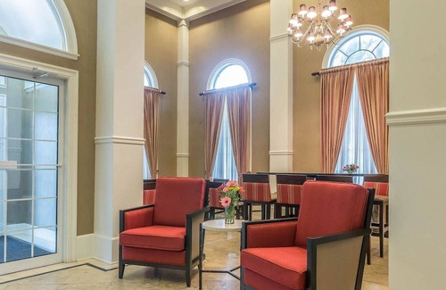 Plainwell Hotel | Comfort Inn Plainwell