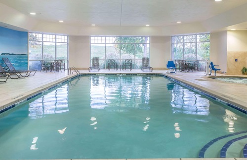 Plainwell Hotel | Comfort Inn Plainwell