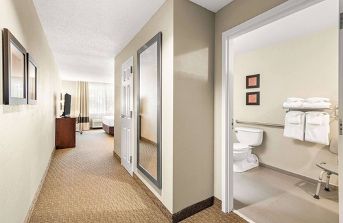 North Conway Hotel | Comfort Inn & Suites North Conway