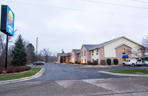Paw Paw Hotel | Comfort Inn & Suites Paw Paw