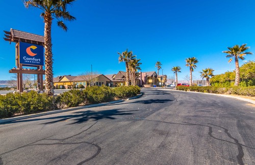 Mojave Hotel | Comfort Inn & Suites