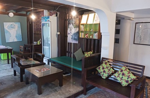 Chang Moi Apartment | Comfort room near by Thapae Gate