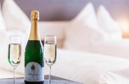 Longuich Bed & Breakfast | Comfort room small (No. 3, 4) - Guesthouse-Gasthof "Wein im Turm"