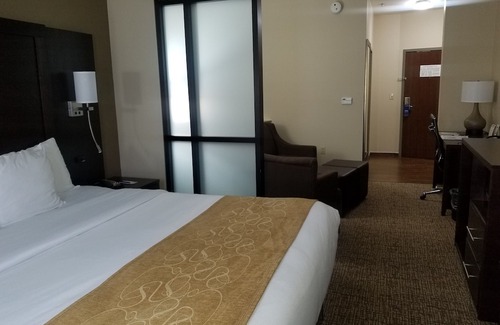 Little Rock Hotel | Comfort Suites Little Rock