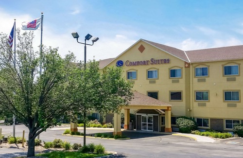 North Central Omaha Hotel | Comfort Suites Omaha