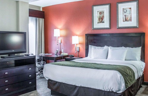 Cary Hotel | Comfort Suites Regency Park