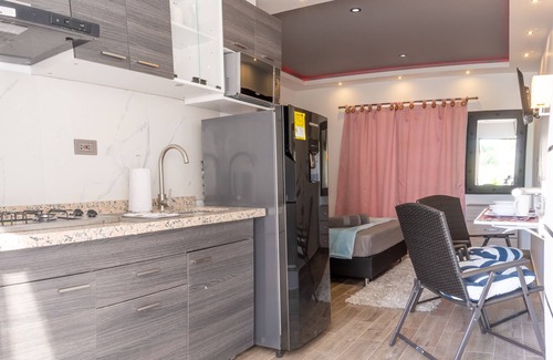 Papare Apartment | Comfort+Tranquility=Romantic Studio Apartment with Pool and Parking