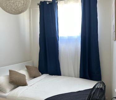 Budgewoi Apartment | Comfortable 1 bedroom duplex close to everything