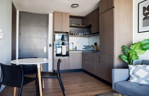 El Golf Apartment | Comfortable 2-BE, 2-BA apartment in Las Condes