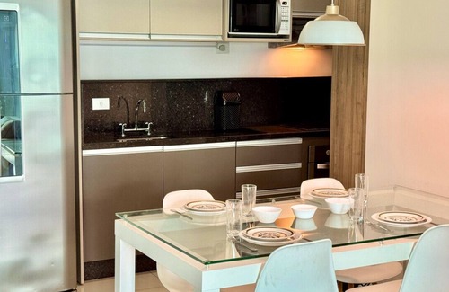 Matriz Apartment | Comfortable 2-bedroom apartment opposite Shopping Curitiba