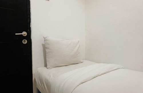 Binong Apartment | Comfortable 2BR Apartment at Paragon Village By Travelio