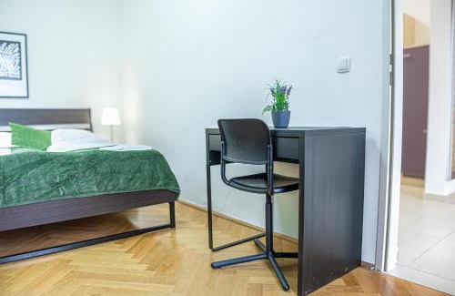 Neulerchenfeld Apartment | Comfortable 2BR Apt, Near Wiener Stadthalle