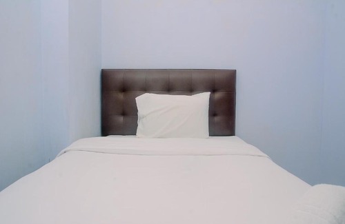 Bekasi Timur Apartment | Comfortable 2BR Lagoon Resort Apartment By Travelio