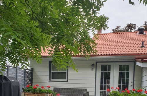 Coldwater House | Comfortable 3 bdrm home in Coldwater - 8 mins to Mt St. Louis Moonstone ski hill