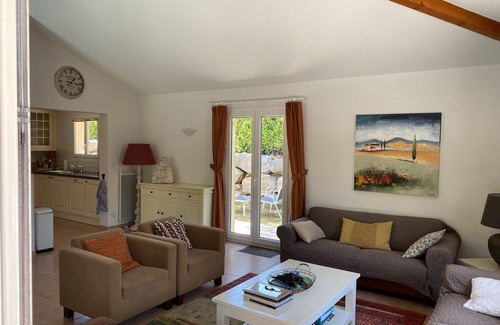 Vallon-Pont-d'Arc Villa | Comfortable air-conditioned villa with private heated pool in private residence.