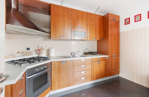 Morivione Apartment | Comfortable and bright apartment with terrace and all the main comforts located in a residential neighborhood at the gates of the historic center of Milan, a short distance from the Bocconi Campus and Fondazione Prada. Navigli, IULM and Porta Romana area