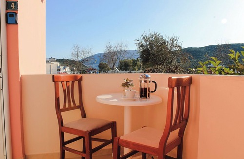 Ksamil Apartment | Comfortable and convenient ground floor studio