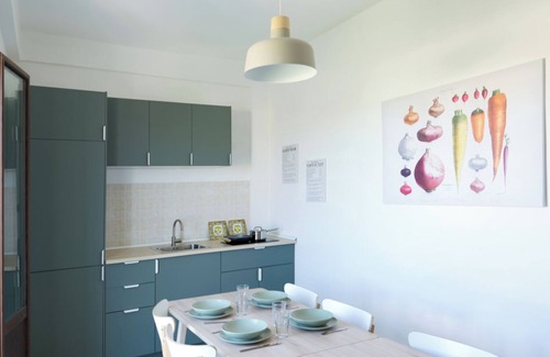 Syracuse House | Comfortable and cozy apartment on the outskirts of Syracuse