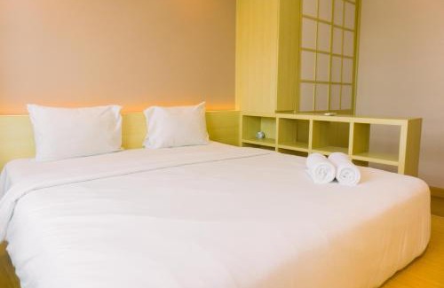 Jakarta Apartment | Comfortable and Modern Look 1BR at CitraLake Suites Apartment By Travelio