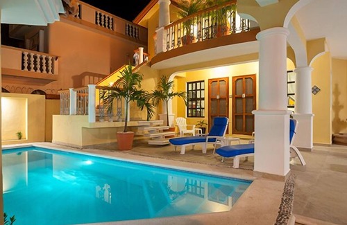 Puerto Morelos Apartment | Comfortable apartment next to sparkling pool