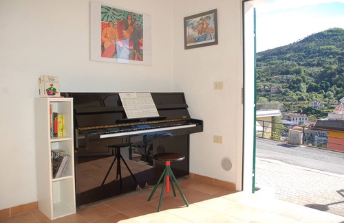 Calice Ligure Apartment | Comfortable apartment in villa.CIN en009016c29ul69drg
