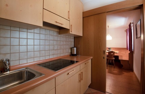 Lajen Apartment | Comfortable Apartment 3 "Zur Sonne" with Mountain View, Garden & Wi-Fi