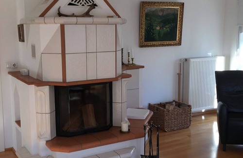 Temnitzquell Apartment | Comfortable Apartment in the old Four-sided Courtyard in the Theater Village of Netzeband