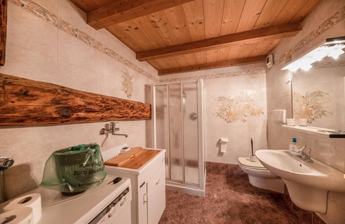 Predazzo Apartment | Comfortable Apartment “Mansarda Predazzo” with Balcony & Ski Storage