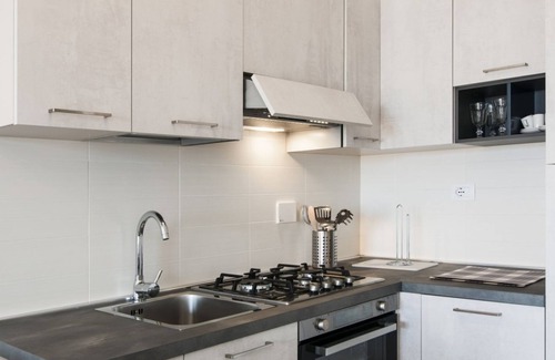 Centro Giano Apartment | Comfortable apartment located on the seventh floor of a modern residence equipped with a lift.In 40 square meters of space it comfortably accommodates 2 people with a double bedroom.Located in the Fonte Laurentina district, near the ring road, the Cecchi