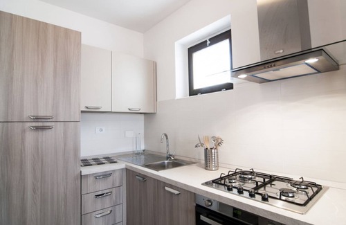 Centro Giano Apartment | Comfortable apartment located on the seventh floor of a modern residence equipped with a lift.In 40 square meters of space it comfortably accommodates 2 people with a double bedroom.Located in the Fonte Laurentina district, near the ring road, the Cecchi