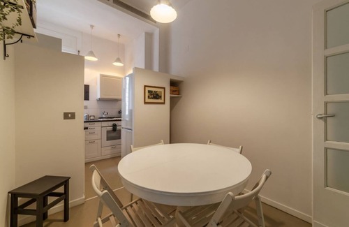 Quartiere XV Della Vittoria Apartment | Comfortable apartment located on the mezzanine floor of a renovated period building, with four floors in total. There is a flight of stairs at the entranceIt accommodates 4 people in 100 m2 of spaceIt is a 17-minute walk from the MM Lepanto metro stop, t