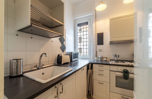 Quartiere XV Della Vittoria Apartment | Comfortable apartment located on the mezzanine floor of a renovated period building, with four floors in total. There is a flight of stairs at the entranceIt accommodates 4 people in 100 m2 of spaceIt is a 17-minute walk from the MM Lepanto metro stop, t