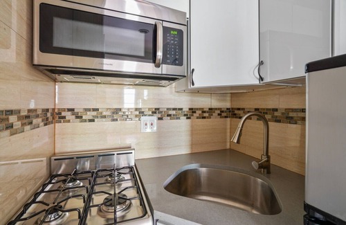 East Village Apartment | Comfortable Apartment #403